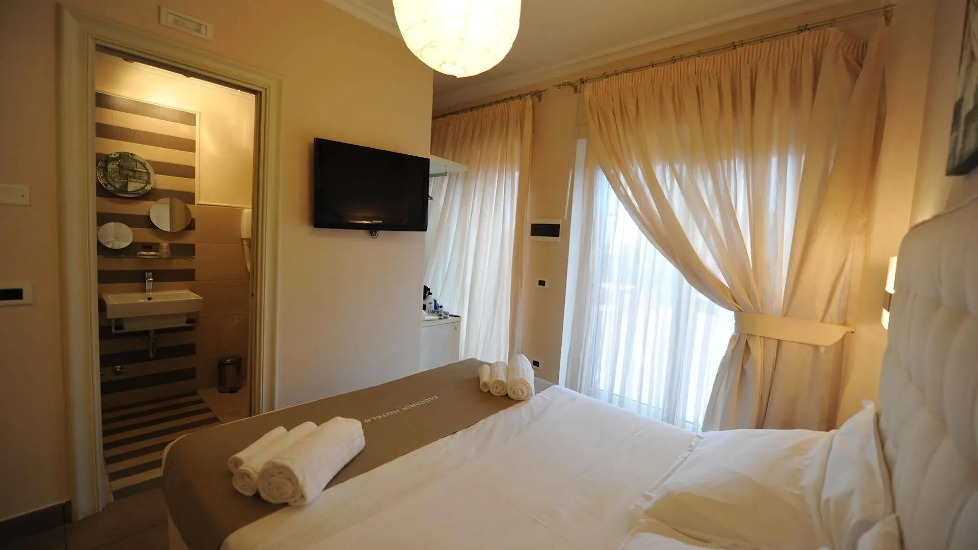 B And B Roof Garden Zaccardi Bed & Breakfast