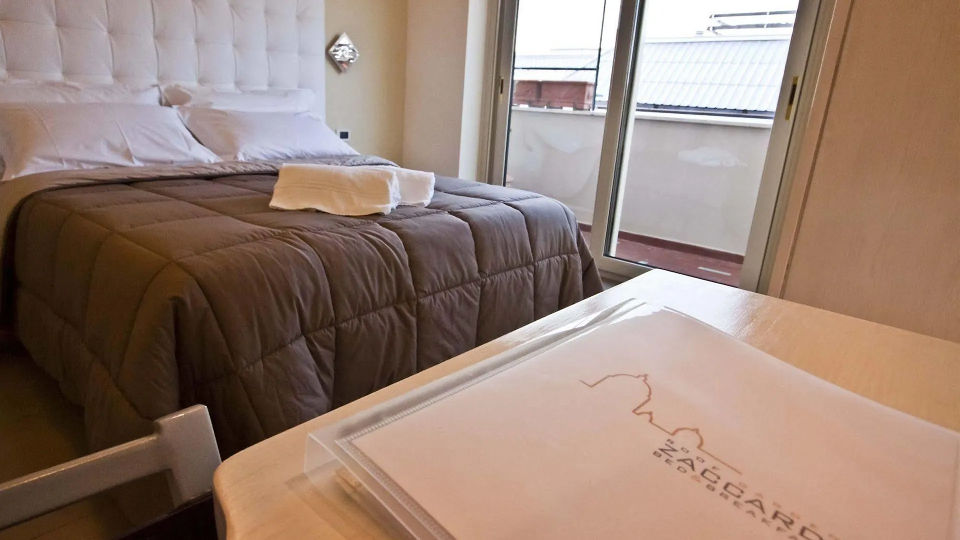 ** Bed & Breakfast B And B Roof Garden Zaccardi Italy