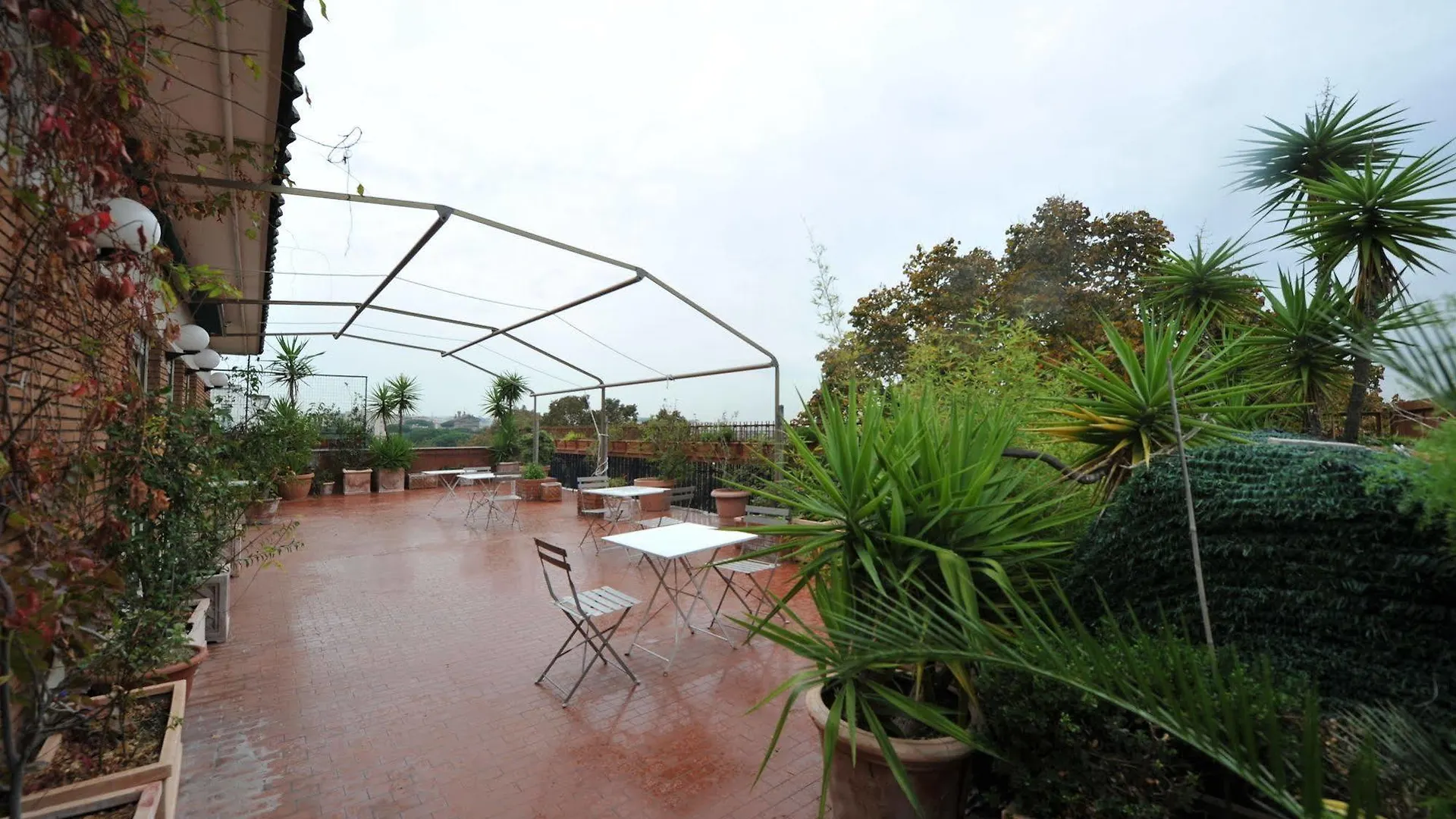 B And B Roof Garden Zaccardi Italy